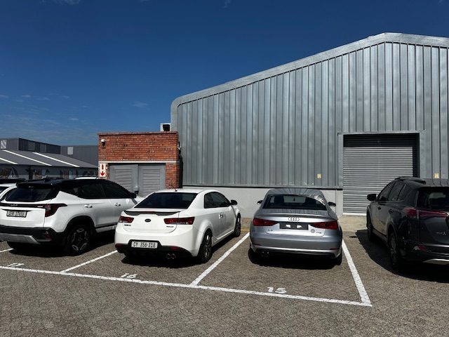 To Let Commercial Property for Rent in Maitland Western Cape